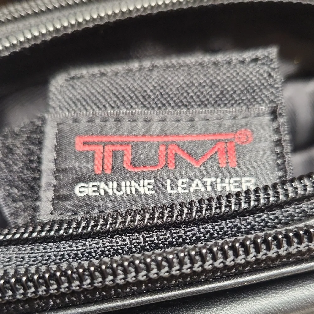 Tumi Black Leather Men's Computer Bag/Brief